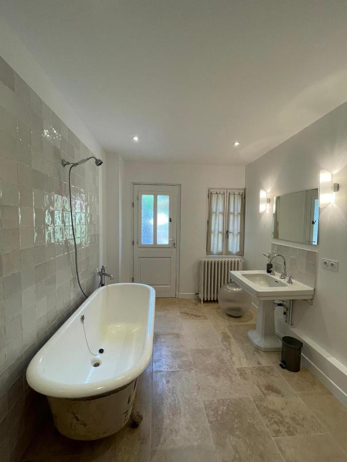 Maison Seize Preaux  ภายนอก รูปภาพ